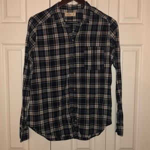 Plaid button down long sleeve!